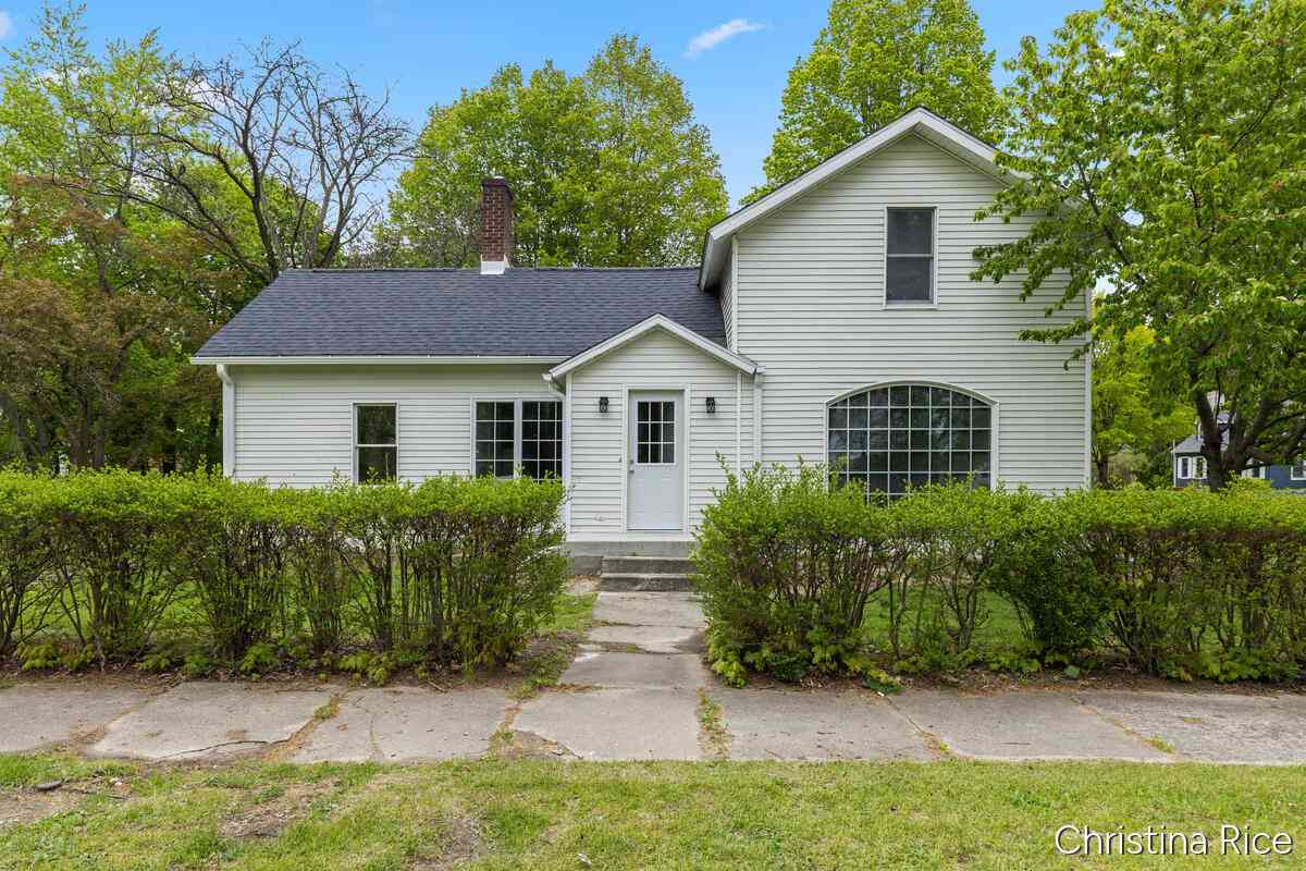 Homes For Sale - 131 Third Street<br/> Montcalm County, Lakeview, MI 48850