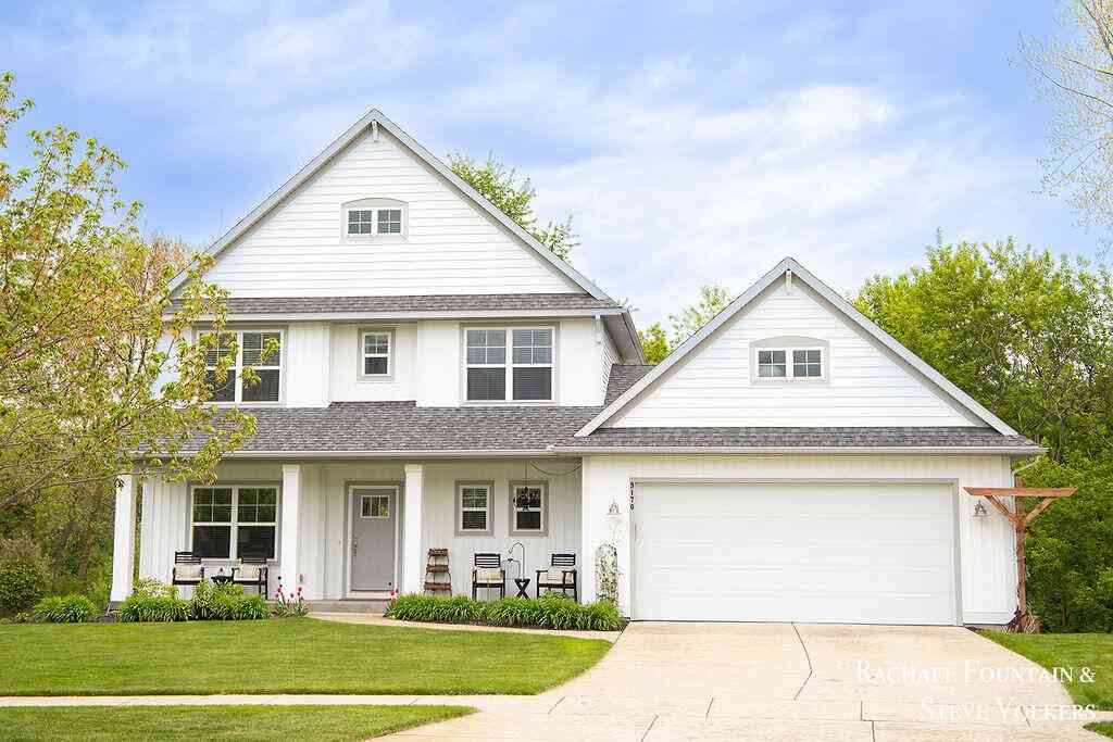 Homes For Sale - 9170 Costner Drive<br/> Caledonia, MI 49316