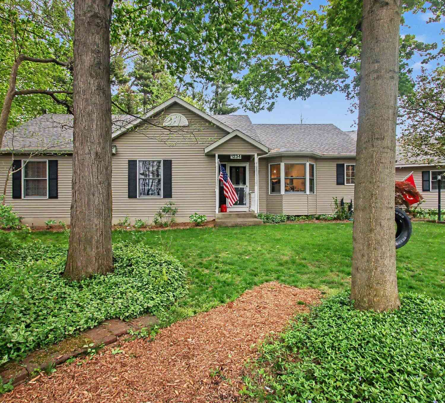 Homes For Sale - 1234 S Shore Drive<br/> Holland, MI 49423