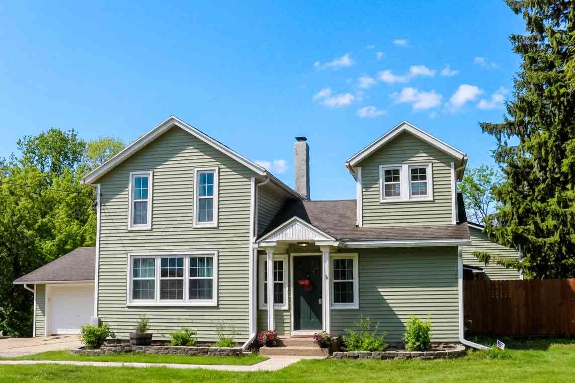 Homes For Sale - 51534 County Road 673<br/> Lawrence, MI 49064