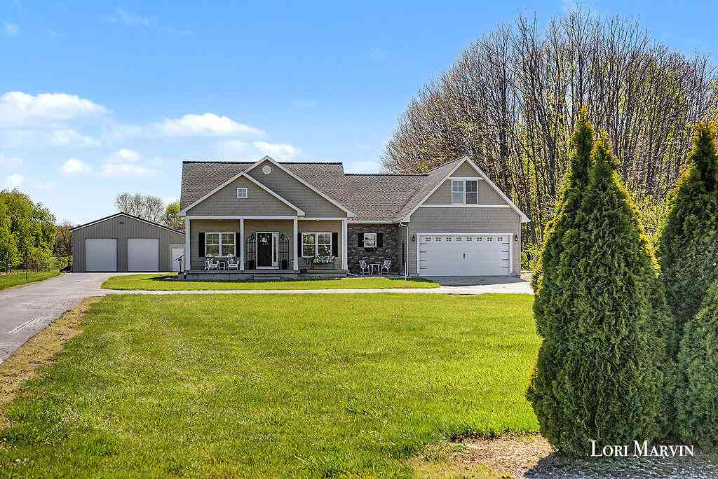 Homes For Sale - 9872 N Amble Road<br/> Montcalm County, Howard City, MI 49329