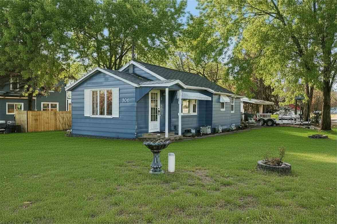 Condo For Sale - 304 Vass Avenue<br/> Battle Creek, MI 49014
