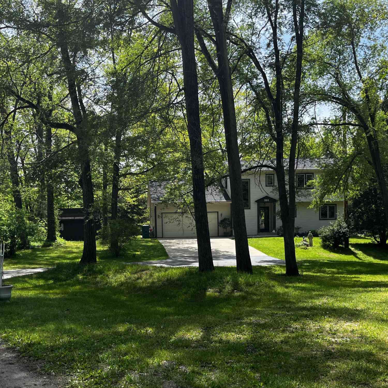 Homes For Sale - 201 Scenic View Drive<br/> Berrien County, Niles, MI 49120