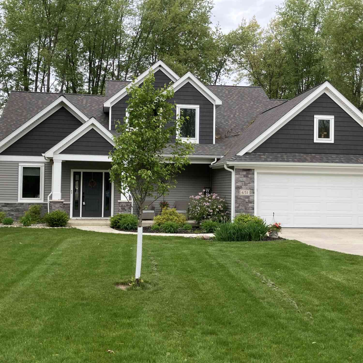 Homes For Sale - 651 Woodchuck Drive<br/> Coldwater, MI 49036