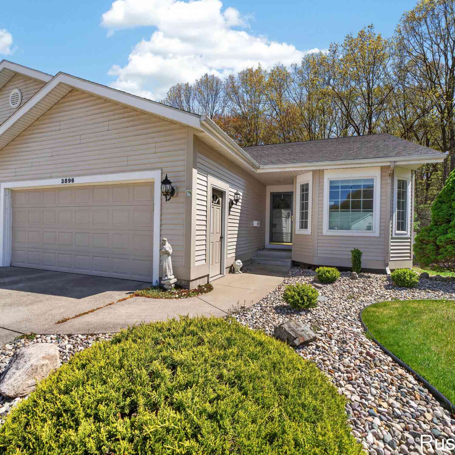 Condo For Sale - 3896 Fairway Drive<br/> Muskegon, MI 49441