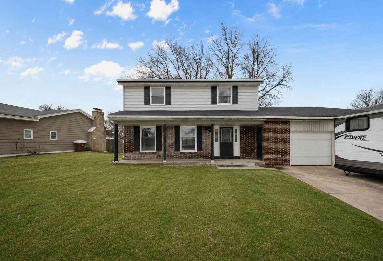 Homes For Sale - 4154 Sand Creek Drive<br/> Grand Rapids, MI 49544