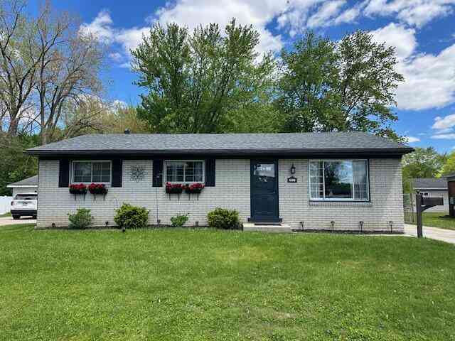 Homes For Sale - 381 S Norma Street<br/> Westland, MI 48186