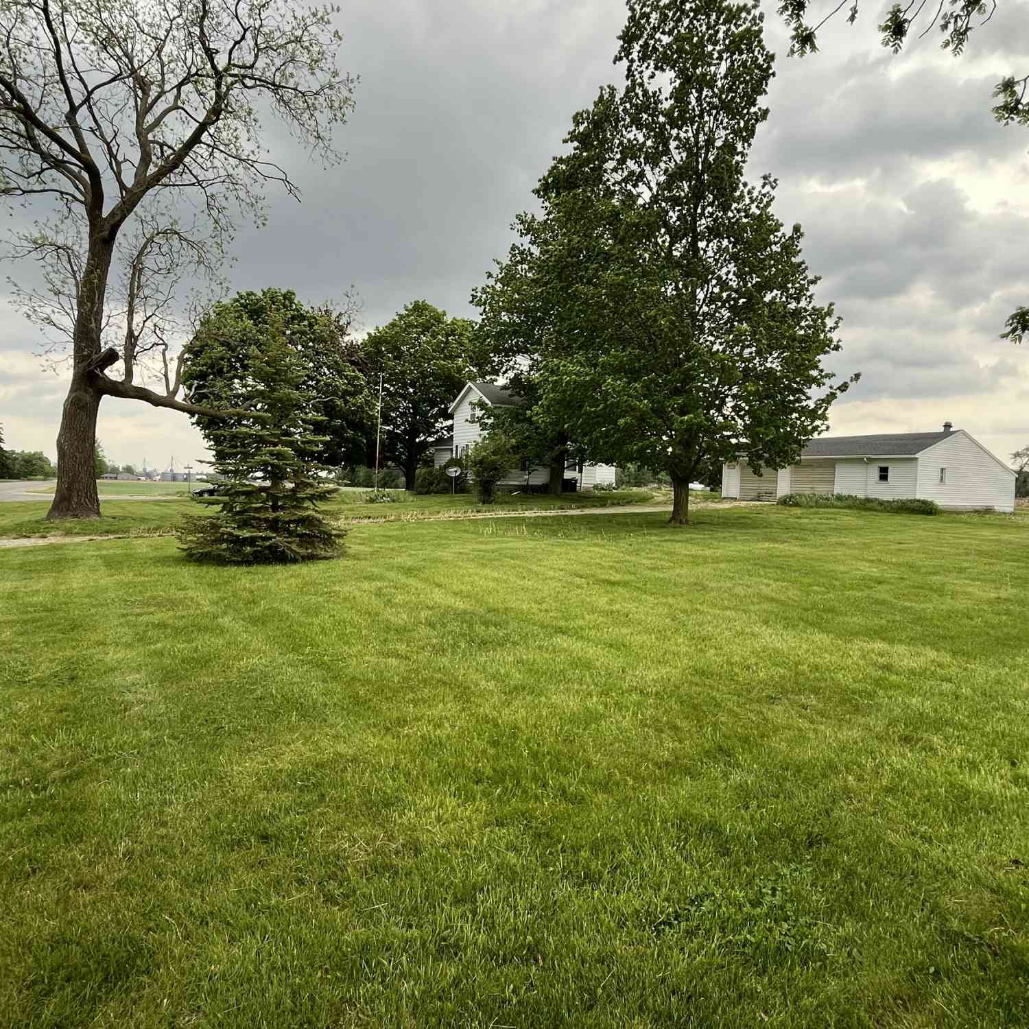Homes For Sale - 13025 Jordan Lake Road<br/> Lake Odessa, MI 48849