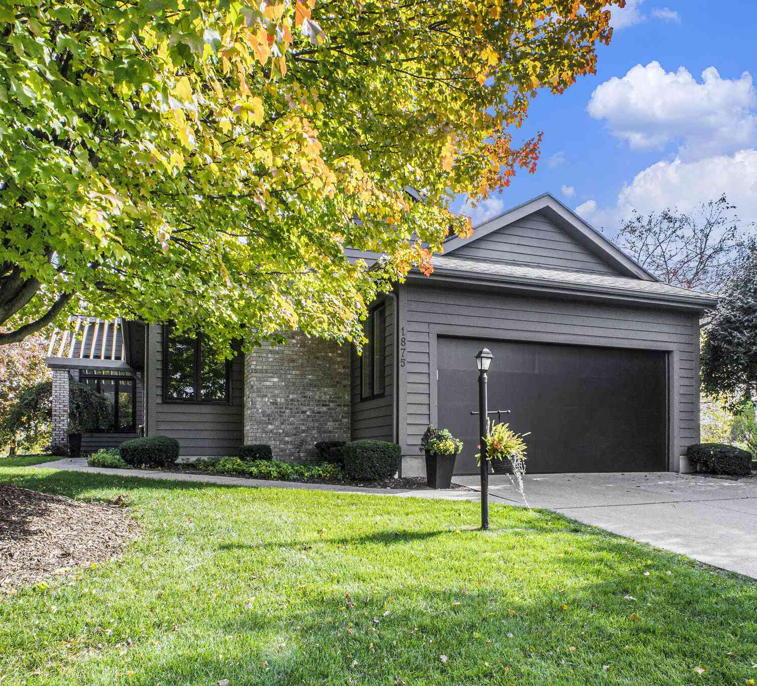 Condo For Sale - 1875 Wedgefield Court #37<br/> Caledonia, MI 49316