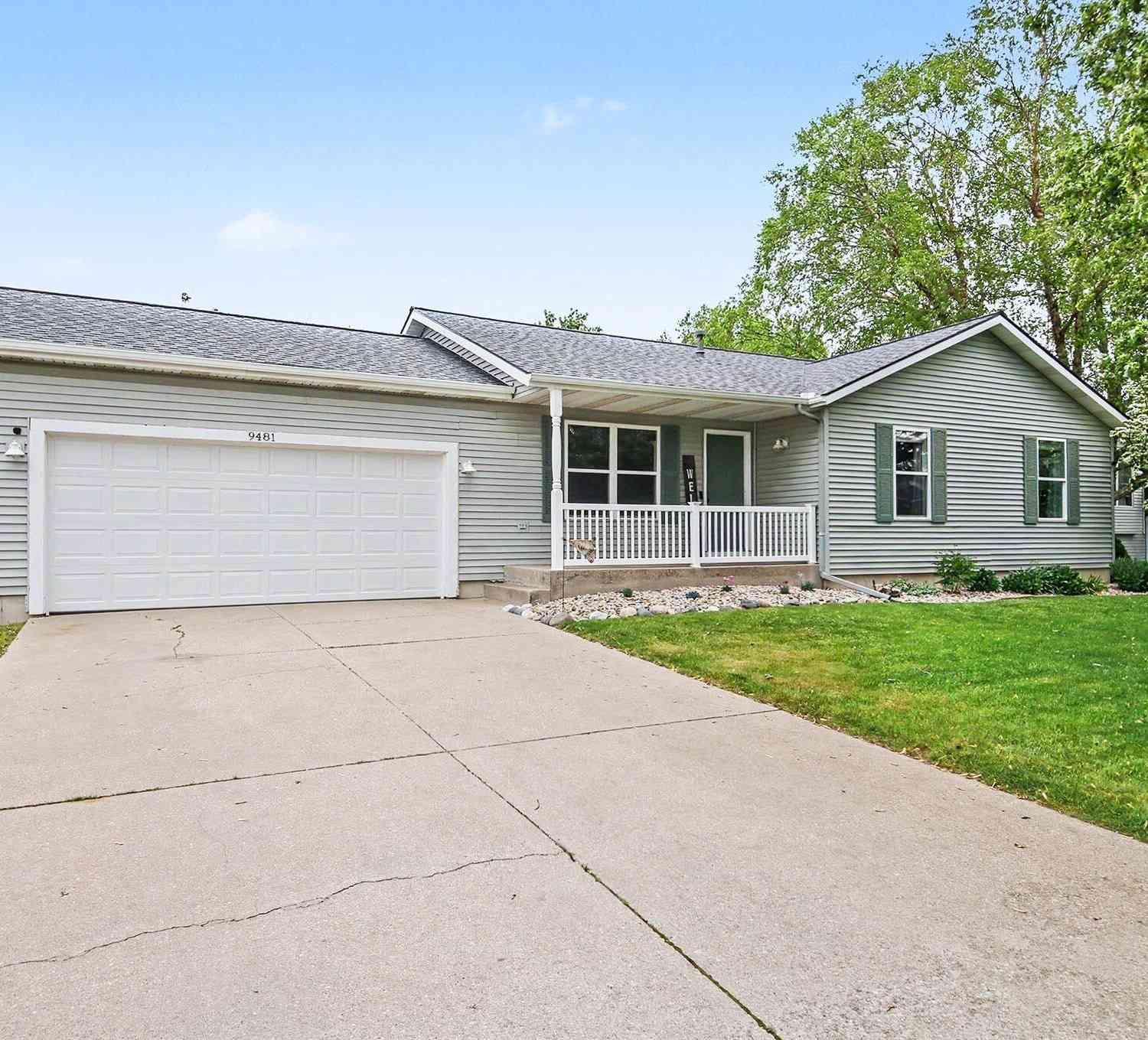 Homes For Sale - 9481 Northwind Drive<br/> Zeeland, MI 49464