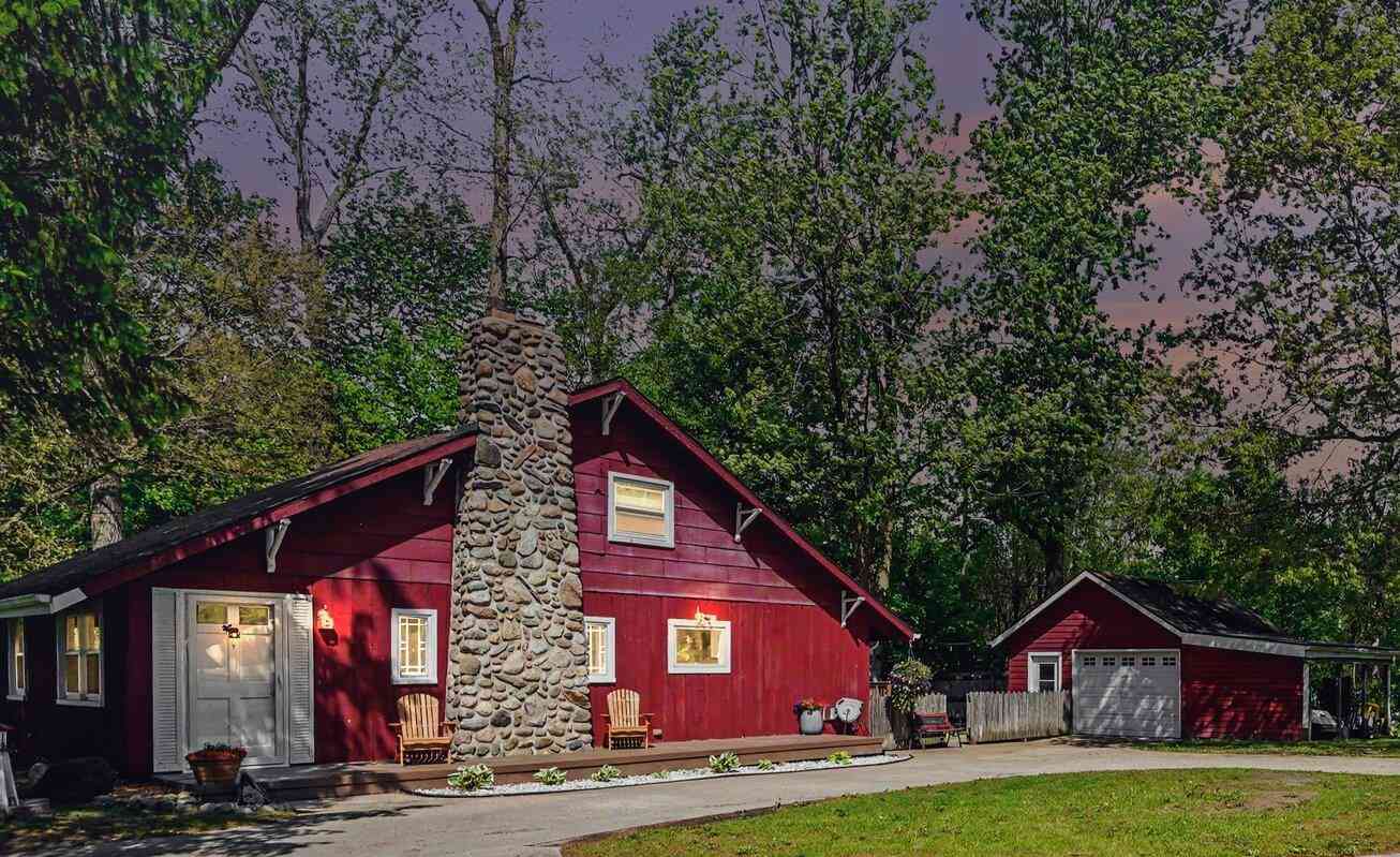 Homes For Sale - 13760 N Territorial Road<br/> Gregory, MI 48137