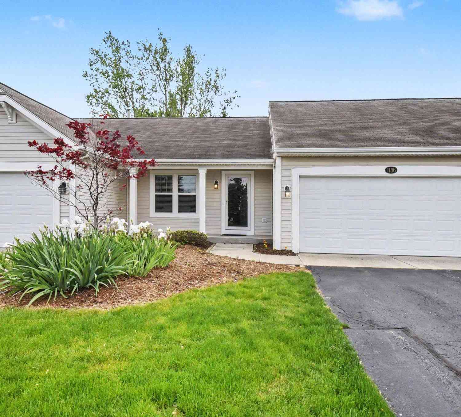 Condo For Sale - 1186 La Paloma Drive #32<br/> Wyoming, MI 49509