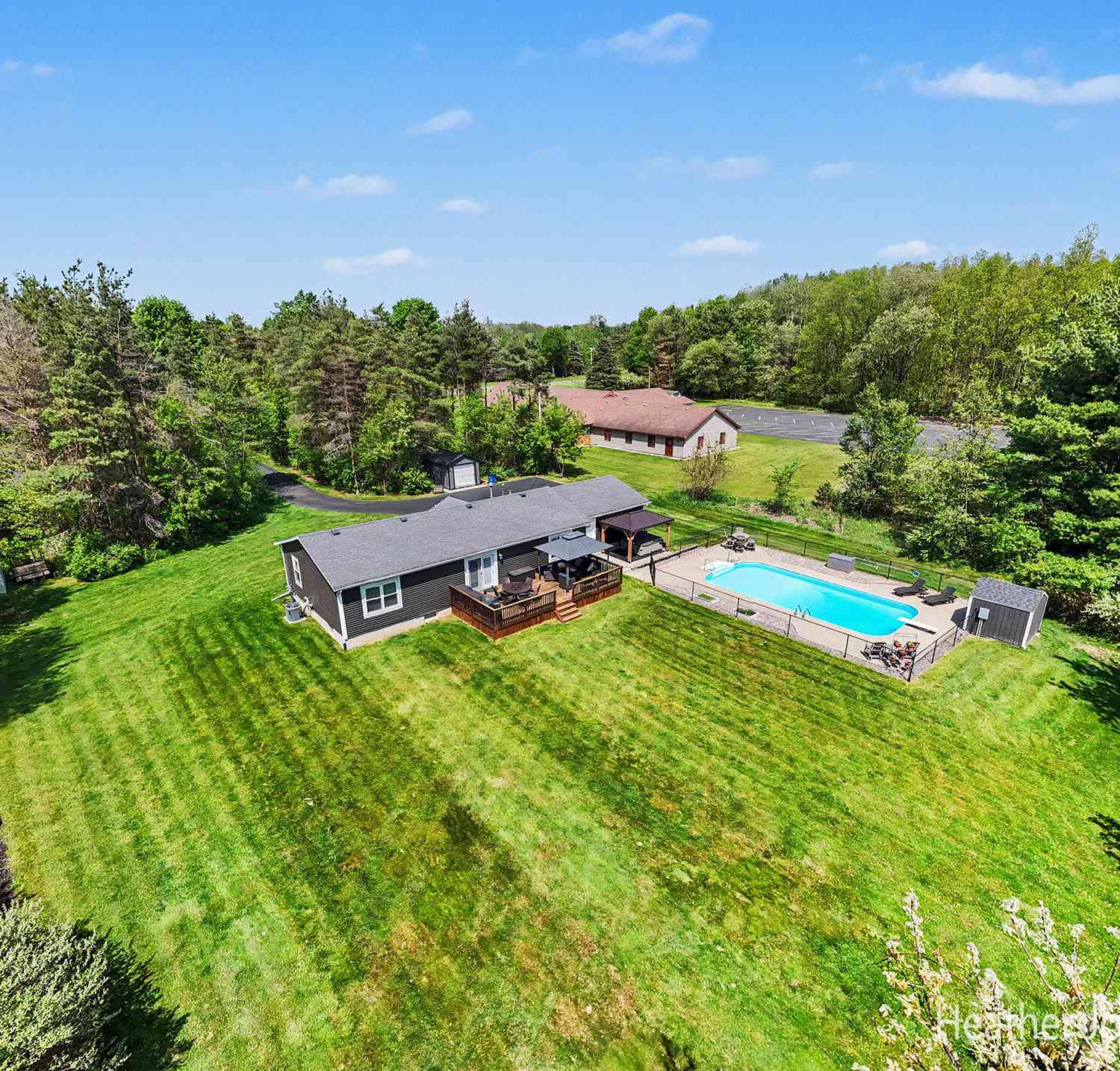 Homes For Sale - 9887 Baker Road<br/> Montcalm County, Greenville, MI 48838