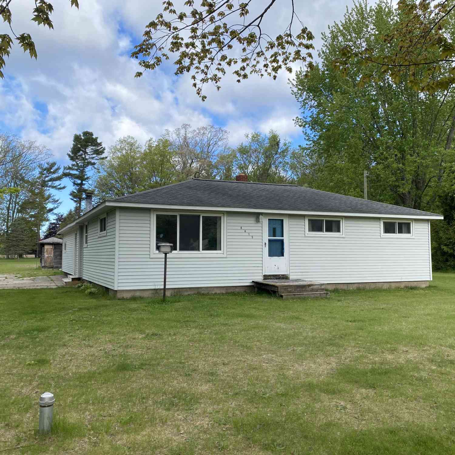 Homes For Sale - 8615 Indian Bay Road<br/> Montague, MI 49437