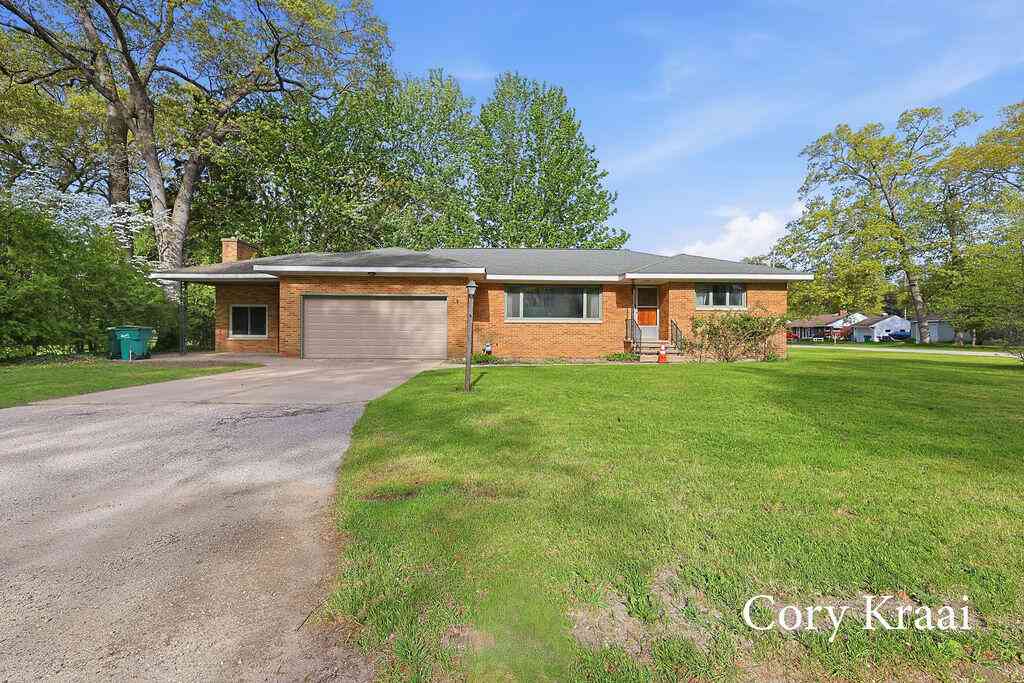 Homes For Sale - 205 S Buys Road<br/> Muskegon, MI 49445