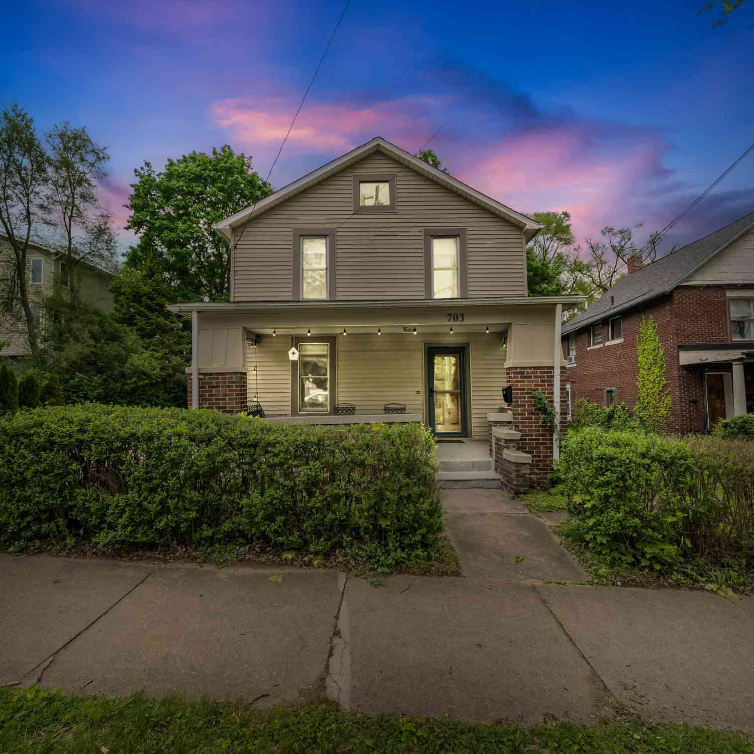 Homes For Sale - 703 Moore Street<br/> Ann Arbor, MI 48105