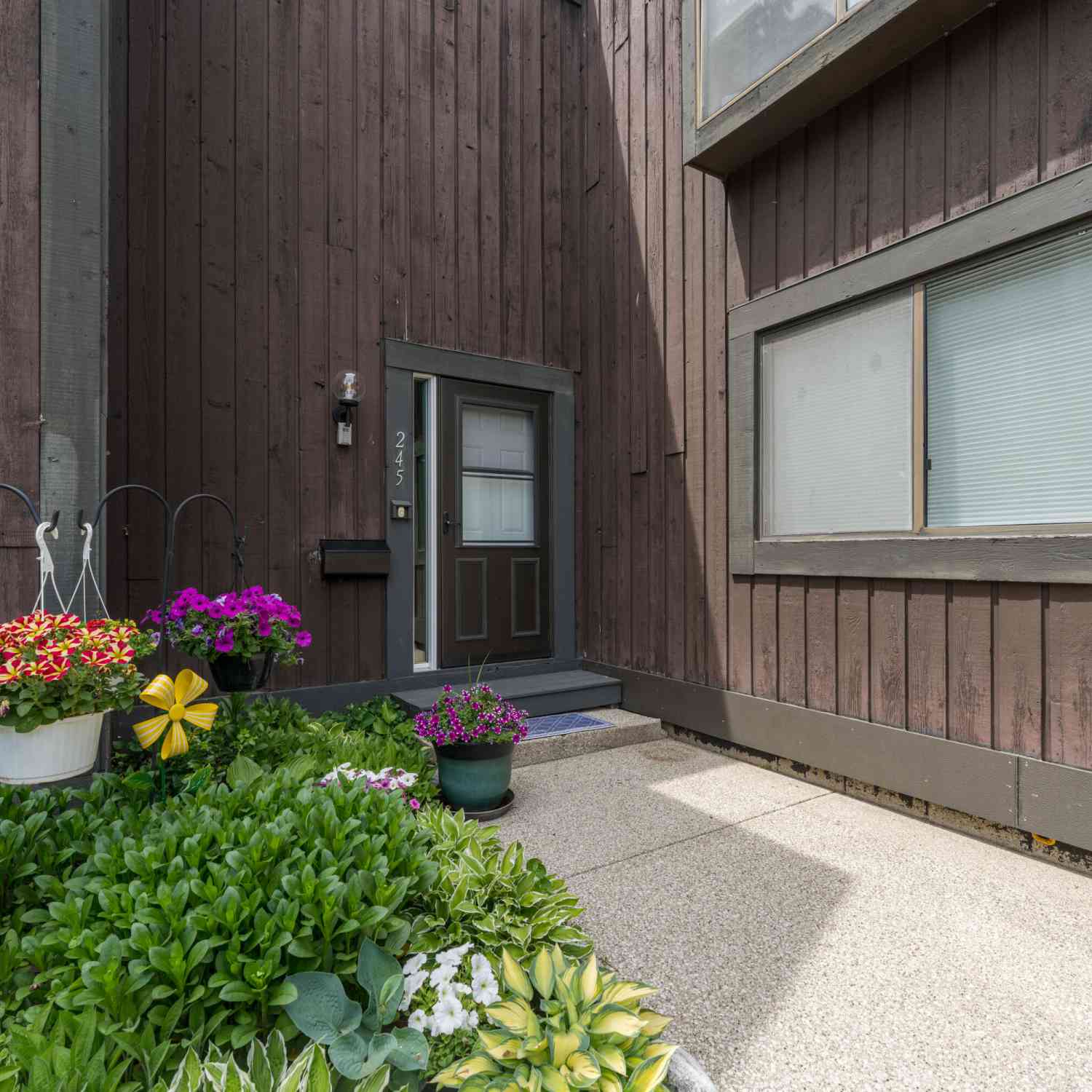 Condo For Sale - 245 Ballantrae Court<br/> Kalamazoo, MI 49006