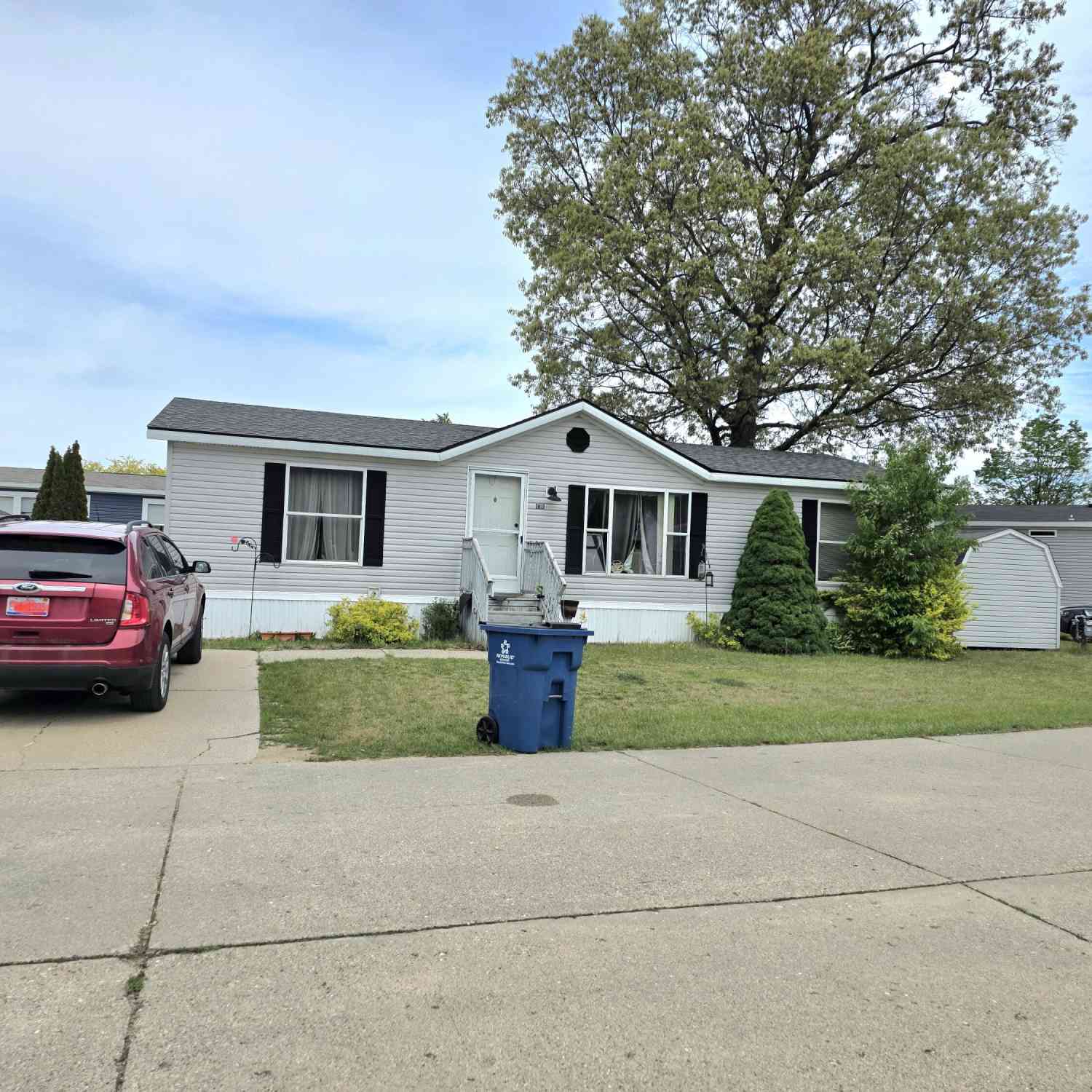 Mobile Home For Sale - 4186 Squaw Creek Trail<br/> Muskegon, MI 49442