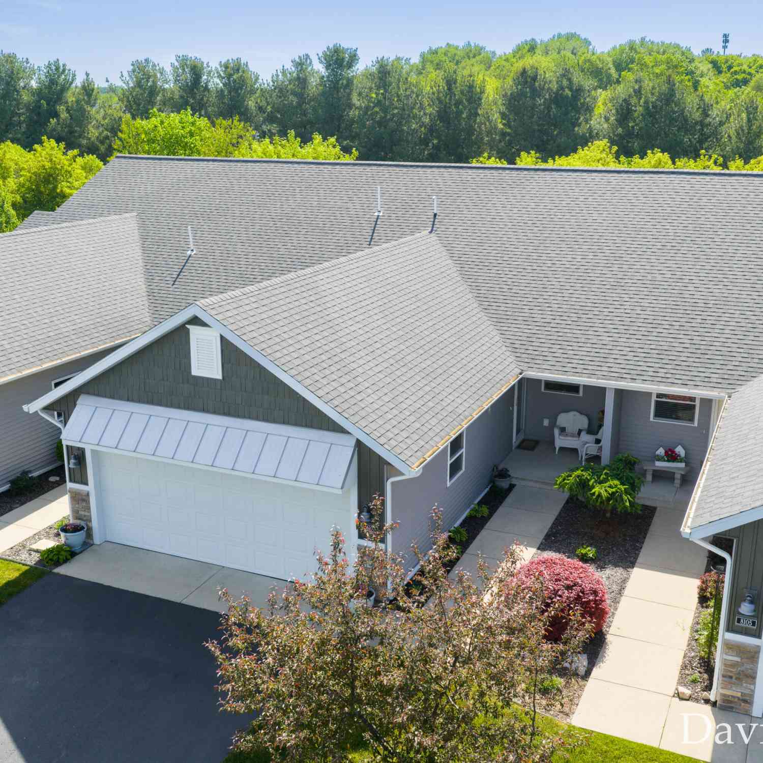 Condo For Sale - 8107 Byron Creek Drive<br/> Byron Center, MI 49315