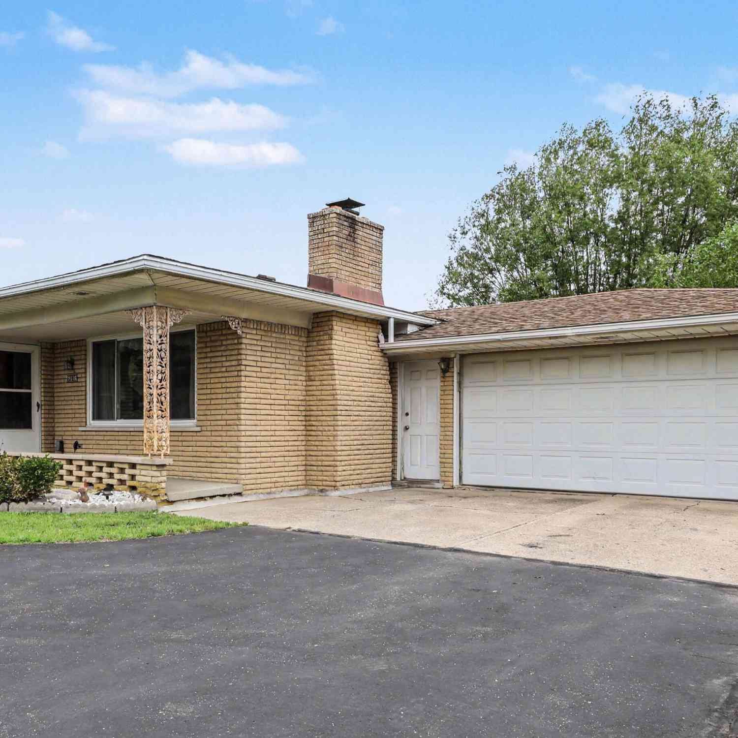 Homes For Sale - 59126 Romeo Plank Road<br/> Macomb County, Ray, MI 48096