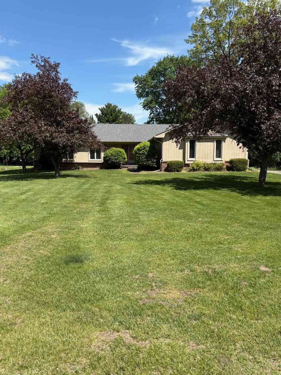 Homes For Sale - 3153 Bendelow Road<br/> Rochester, MI 48307