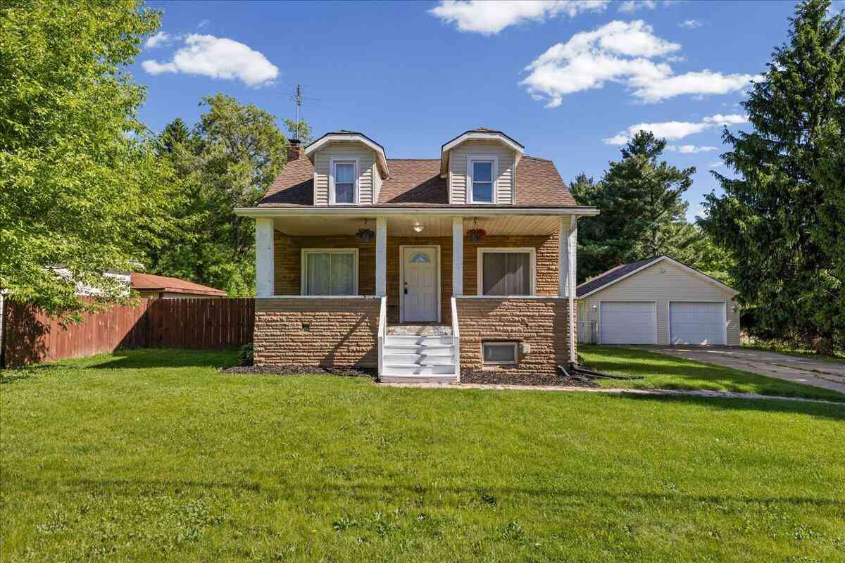 Homes For Sale - 1049 Collier Road<br/> Auburn Hills, MI 48326