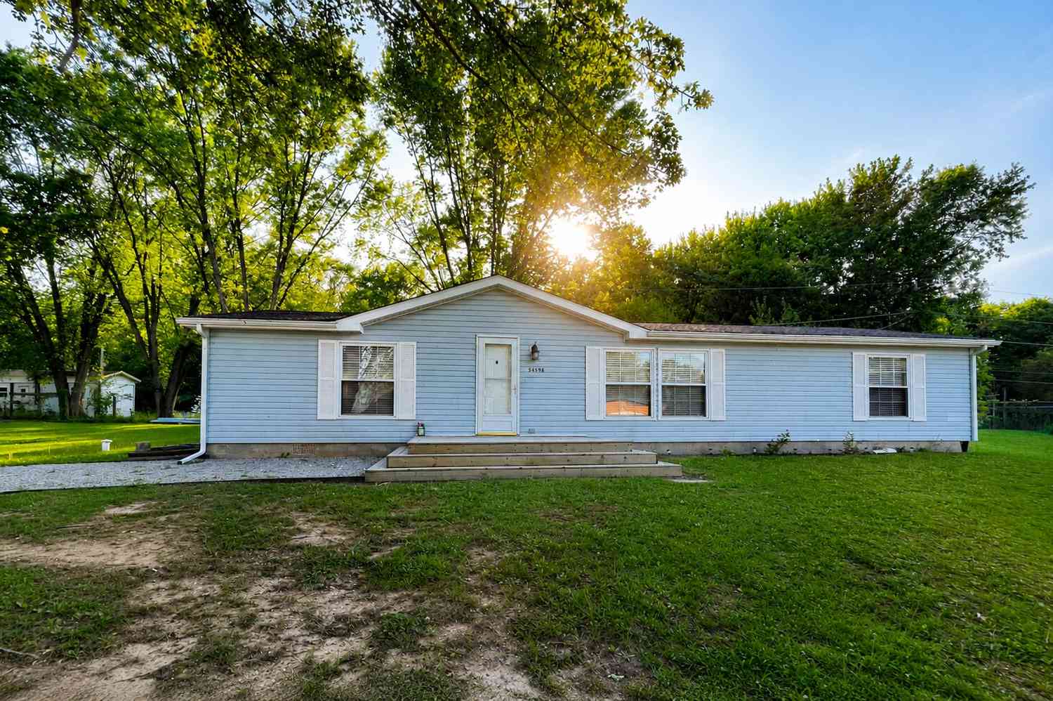 Mobile Home For Sale - 54598 Park Lane<br/> Cass County, Eau Claire, MI 49111