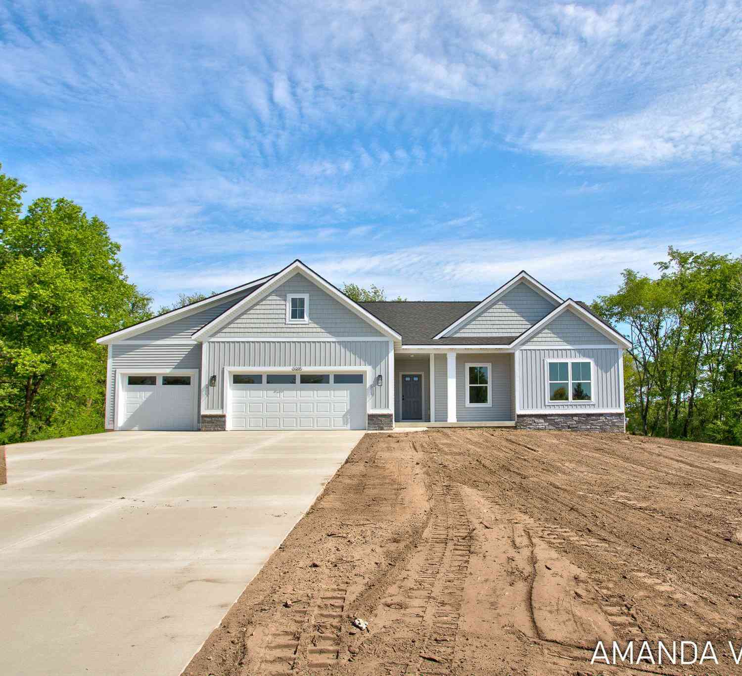 Homes For Sale - 3215 Harrison Street<br/> Hudsonville, MI 49426