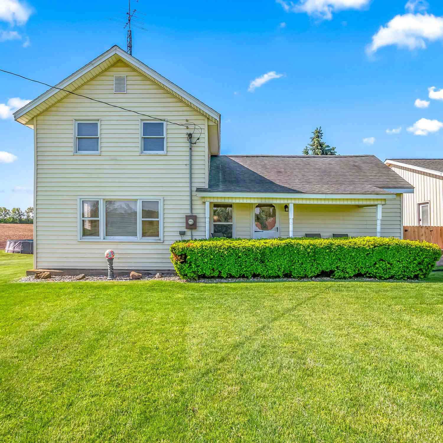 Condo For Sale - 755 Whipple Road<br/> Branch County, Bronson, MI 49028