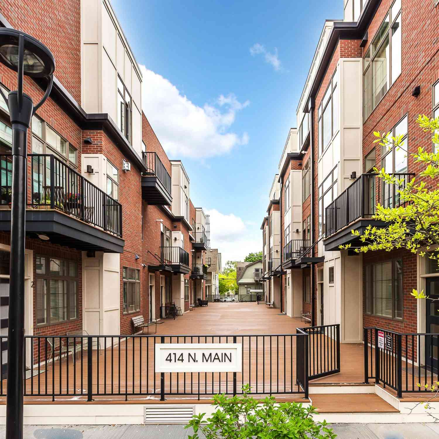 Condo For Sale - 414 N Main Street #16<br/> Ann Arbor, MI 48104