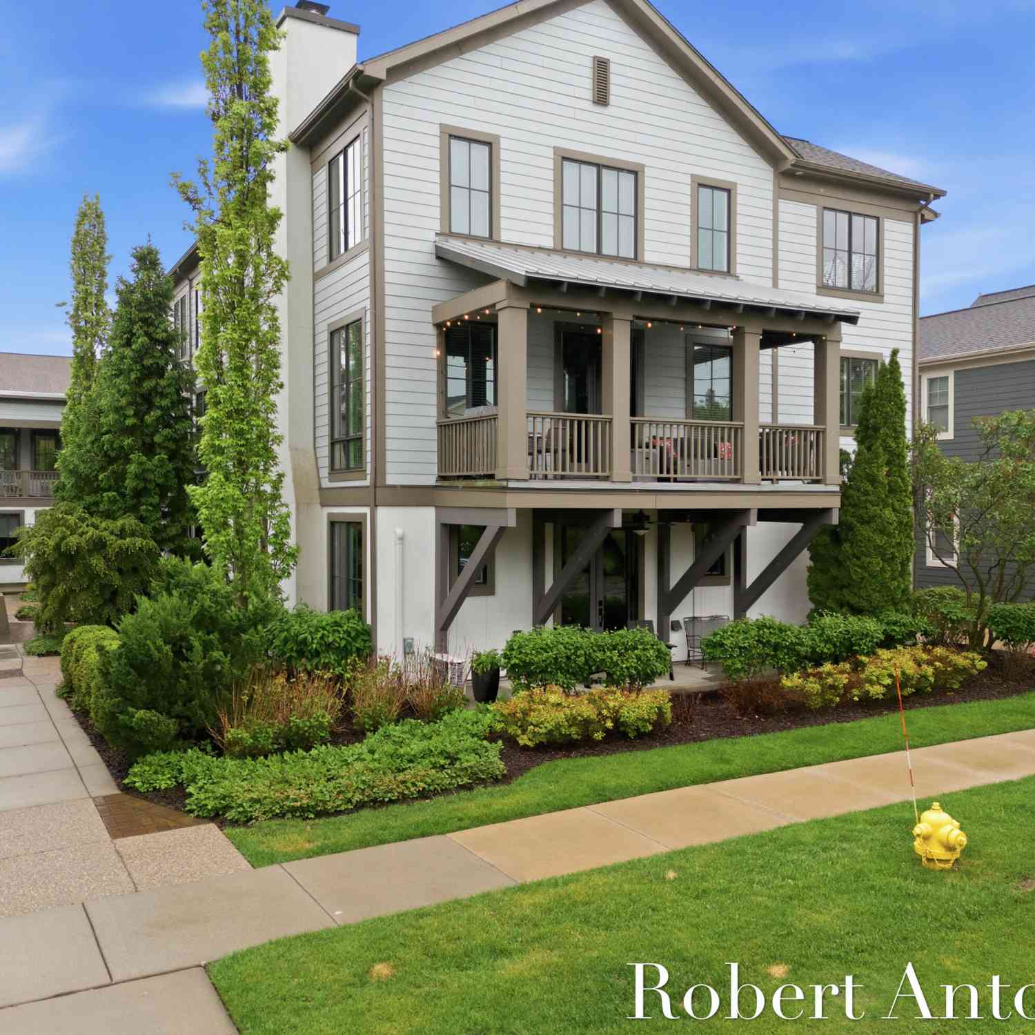 Condo For Sale - 706 Croswell Avenue #10<br/> Grand Rapids, MI 49506