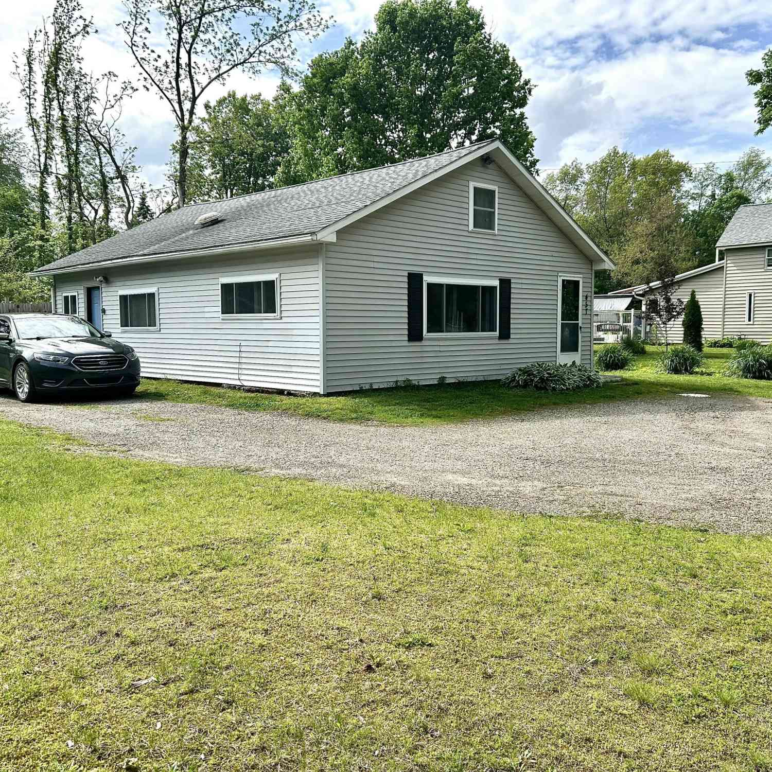 Homes For Sale - 457 S Burr Oak Road<br/> Colon, MI 49040