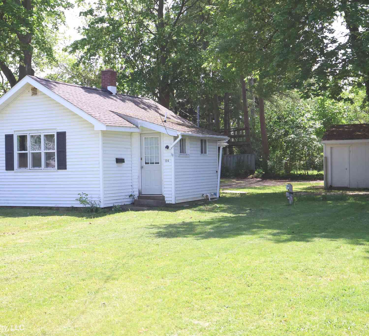 Homes For Sale - 124 W Sheridan Street<br/> Newaygo County, Fremont, MI 49412