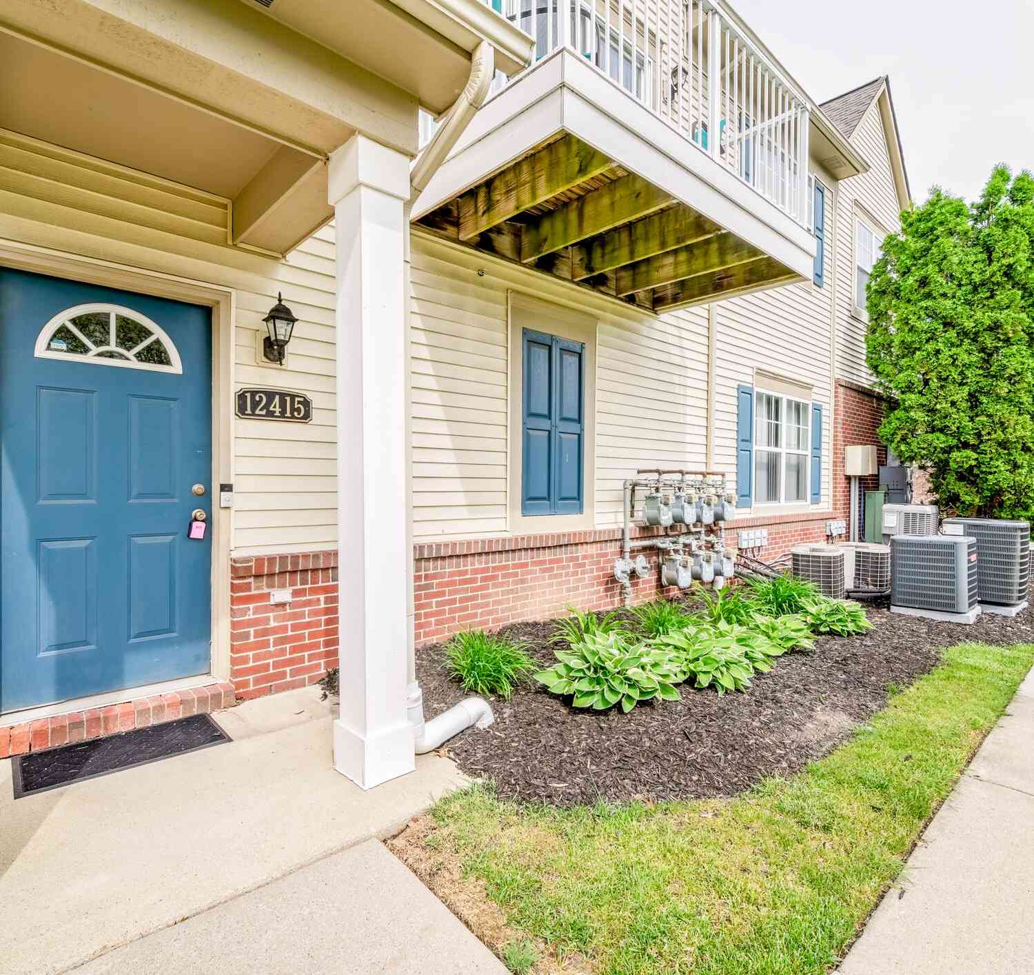 Condo For Sale - 12415 First Avenue<br/> Southgate, MI 48195