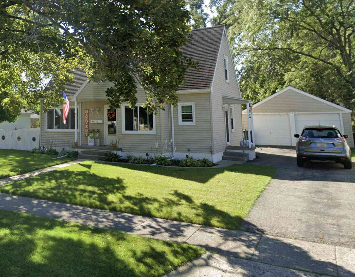 Homes For Sale - 623 Sparks Street<br/> Jackson, MI 49202