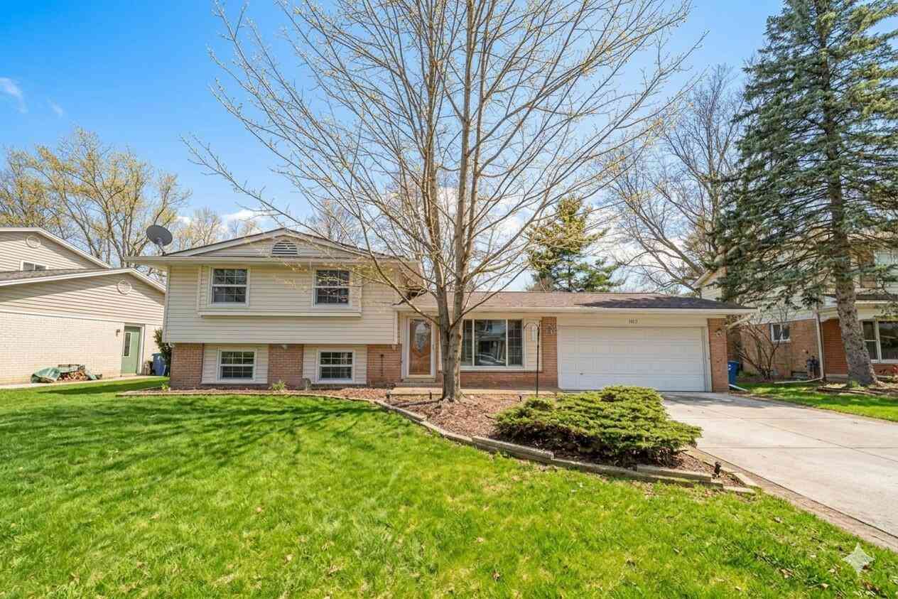 Homes For Rent - 3212 Lockridge Drive<br/> Ann Arbor, MI 48108