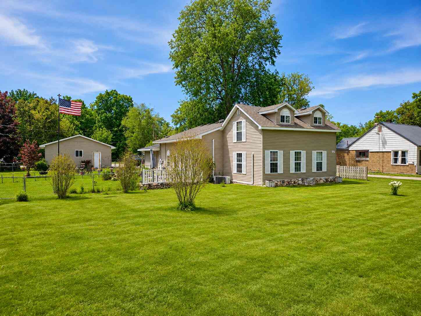 Homes For Sale - 73 N State Street<br/> Oceana County, Hesperia, MI 49421