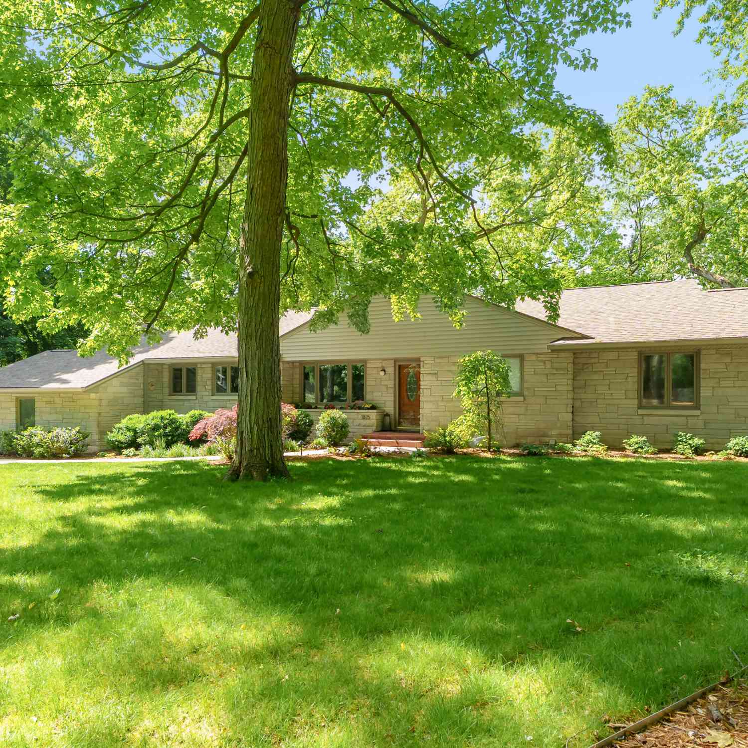 Homes For Sale - 1815 Timberlane Drive<br/> Kalamazoo County, Portage, MI 49024
