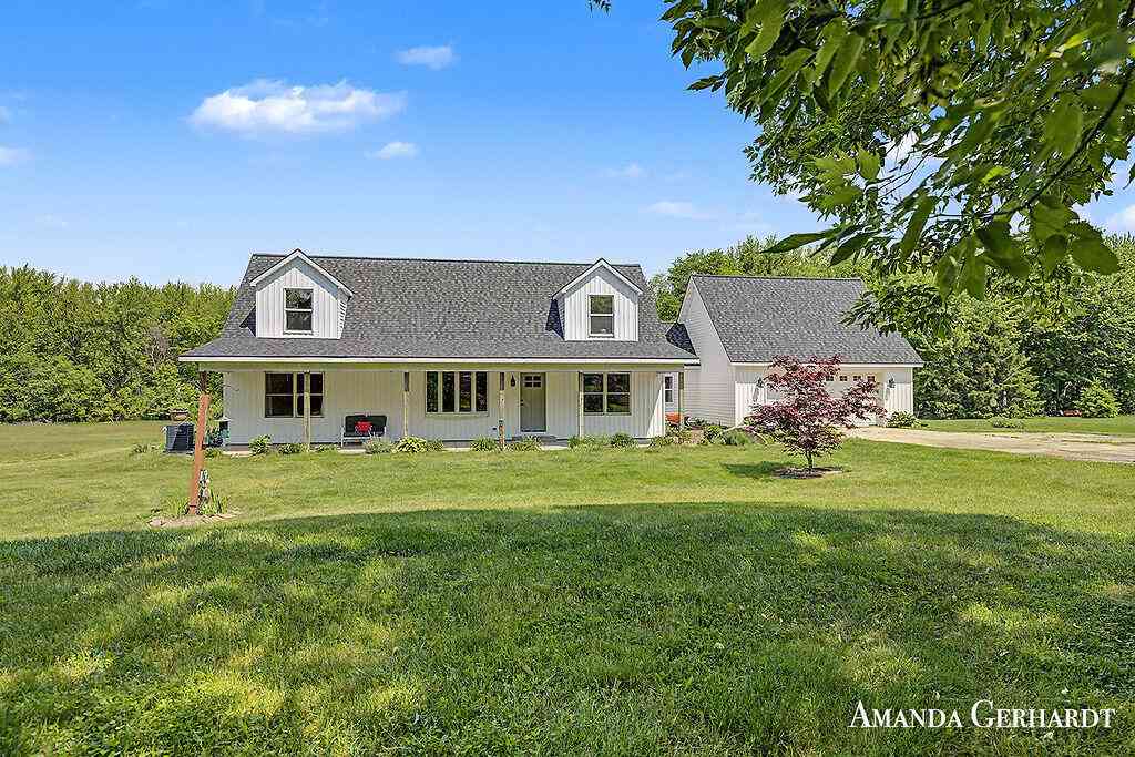 Homes For Sale - 3383 84th Street<br/> Caledonia, MI 49316