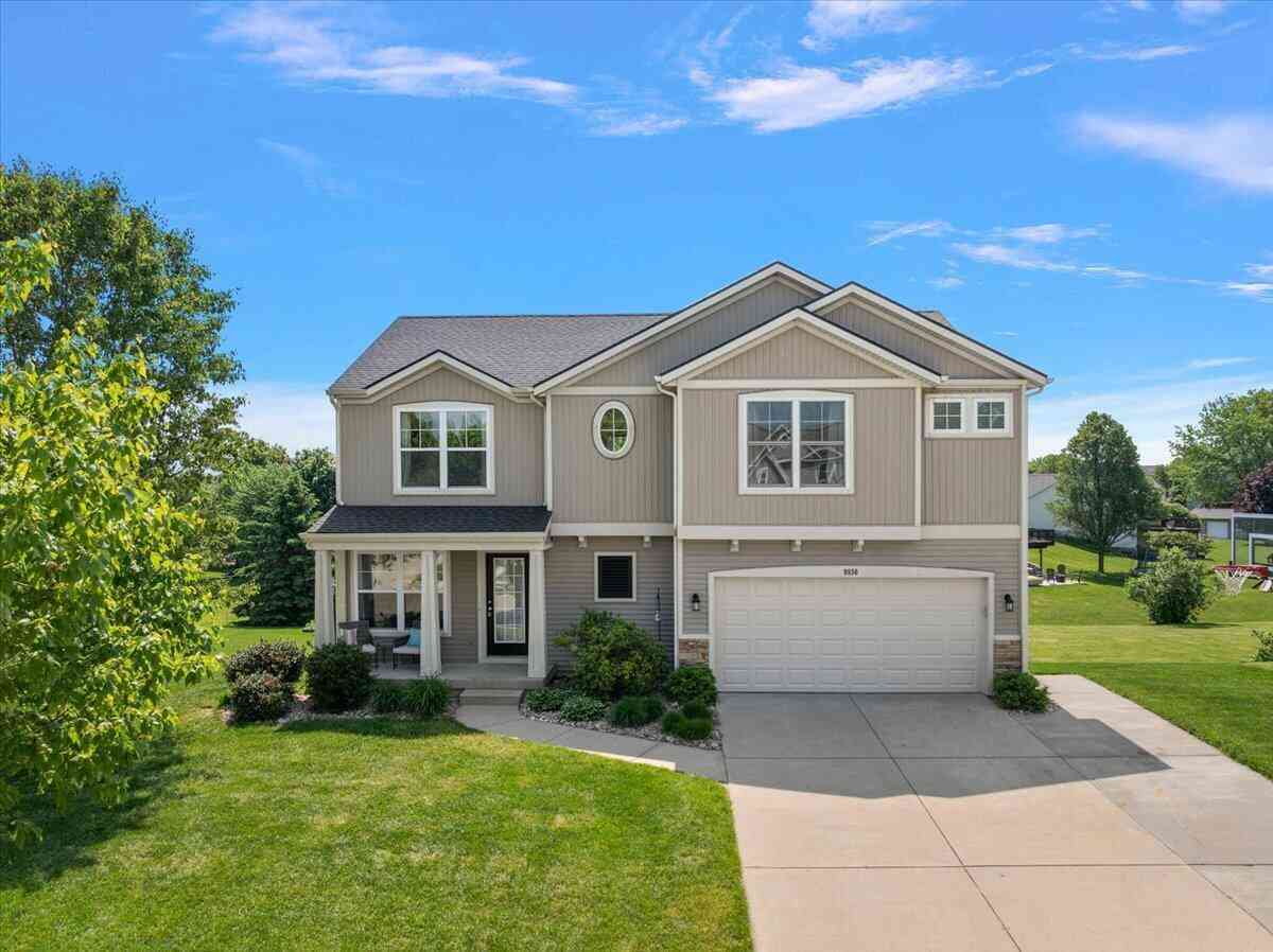 Homes For Sale - 8950 Alanada Drive<br/> Caledonia, MI 49316