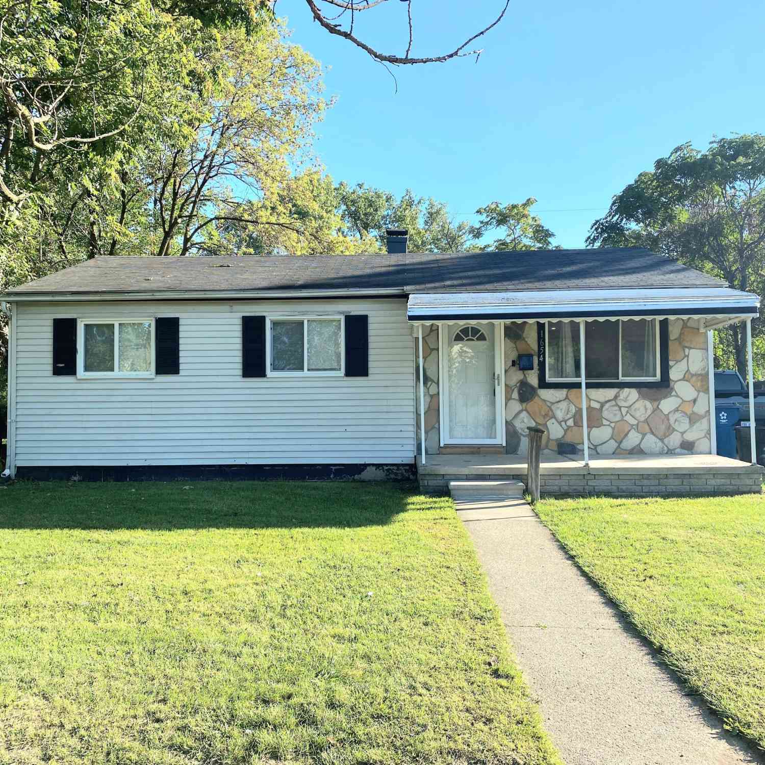 Homes For Rent - 1654 Wiard Boulevard<br/> Ypsilanti, MI 48198
