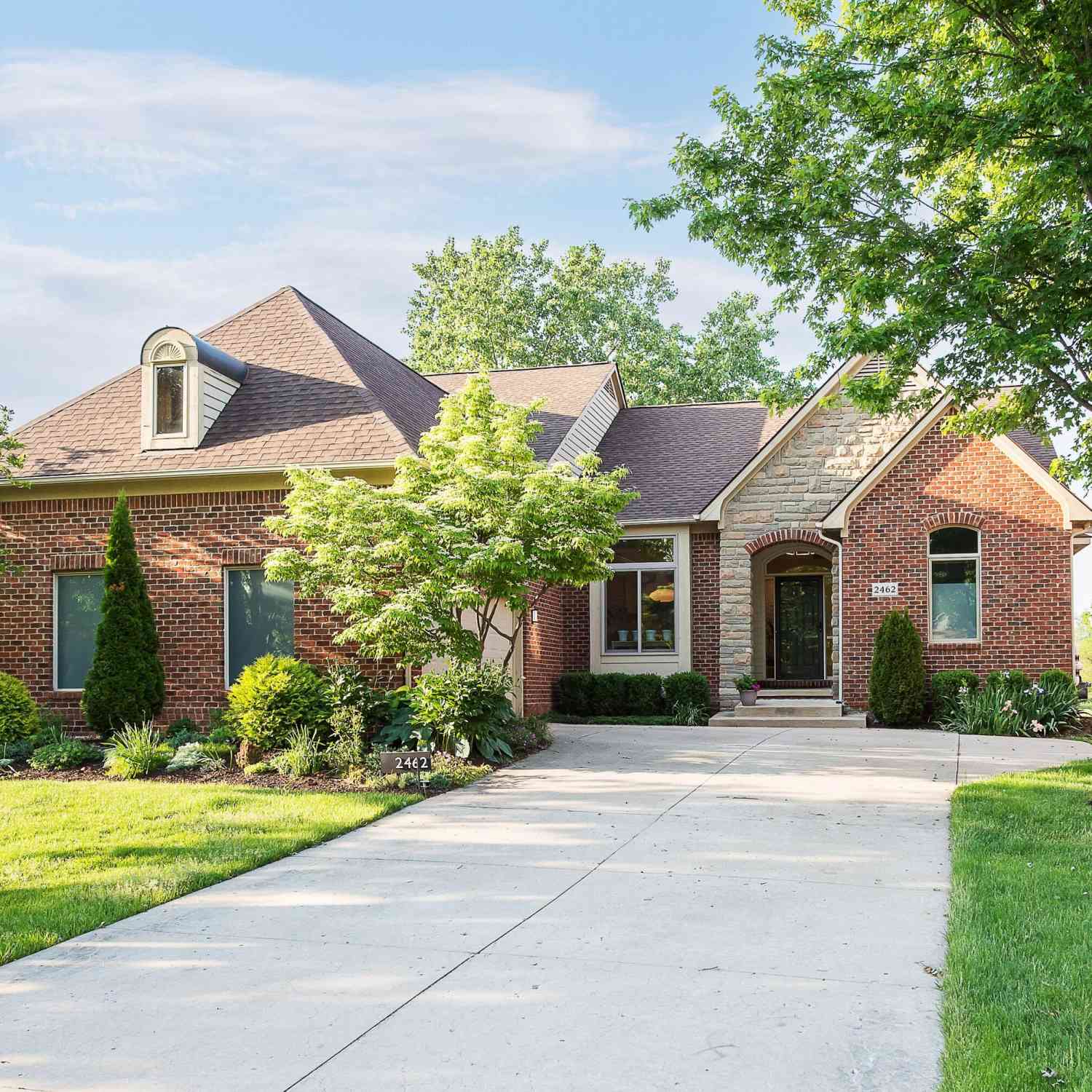 Condo For Sale - 2462 Winged Foot Court<br/> Ann Arbor, MI 48108