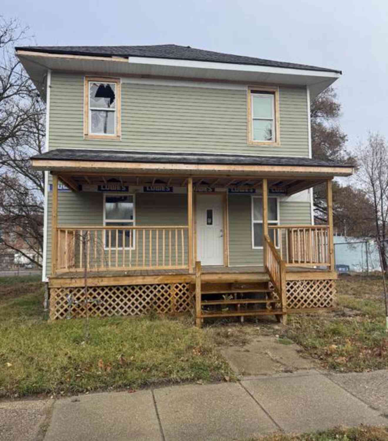 Homes For Sale - 396 Upton Avenue<br/> Battle Creek, MI 49037