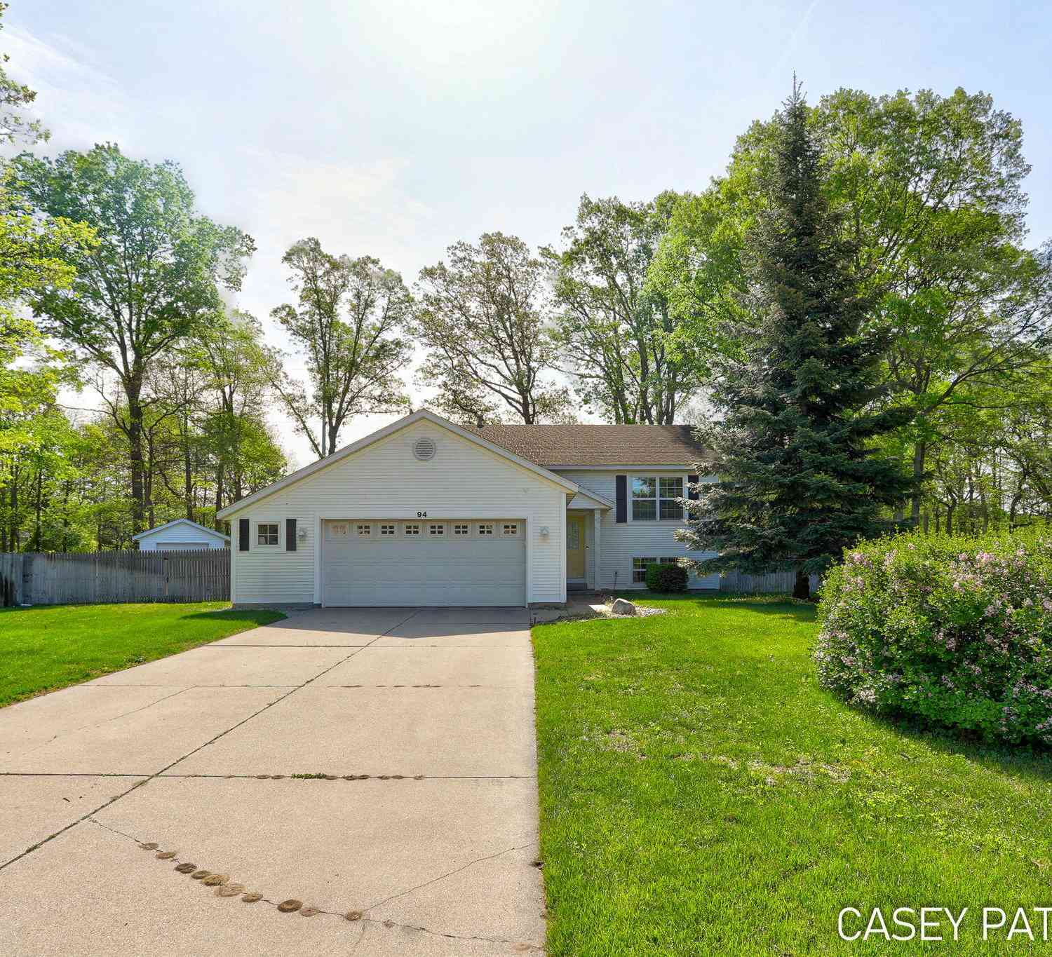 Homes For Sale - 94 Elwood Court<br/> Holland, MI 49424