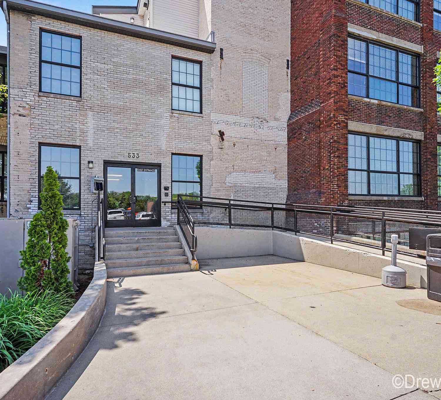 Condo For Sale - 533 Columbia Avenue #007<br/> Ottawa County, Holland, MI 49423