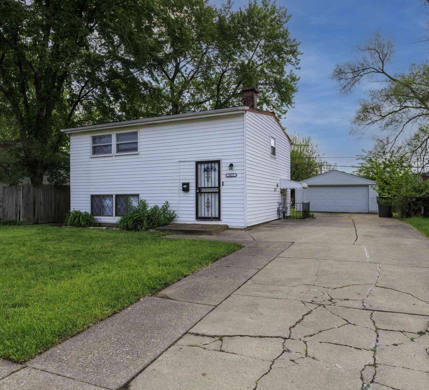 Homes For Rent - 4015 16th Street<br/> Ecorse, MI 48229
