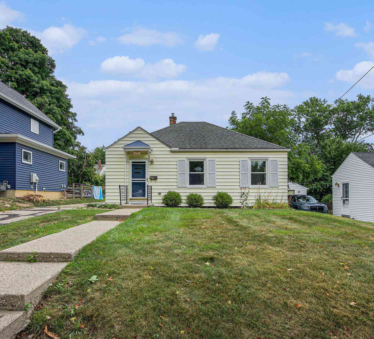 Homes For Rent - 1207 Prescott Avenue<br/> Ann Arbor, MI 48103