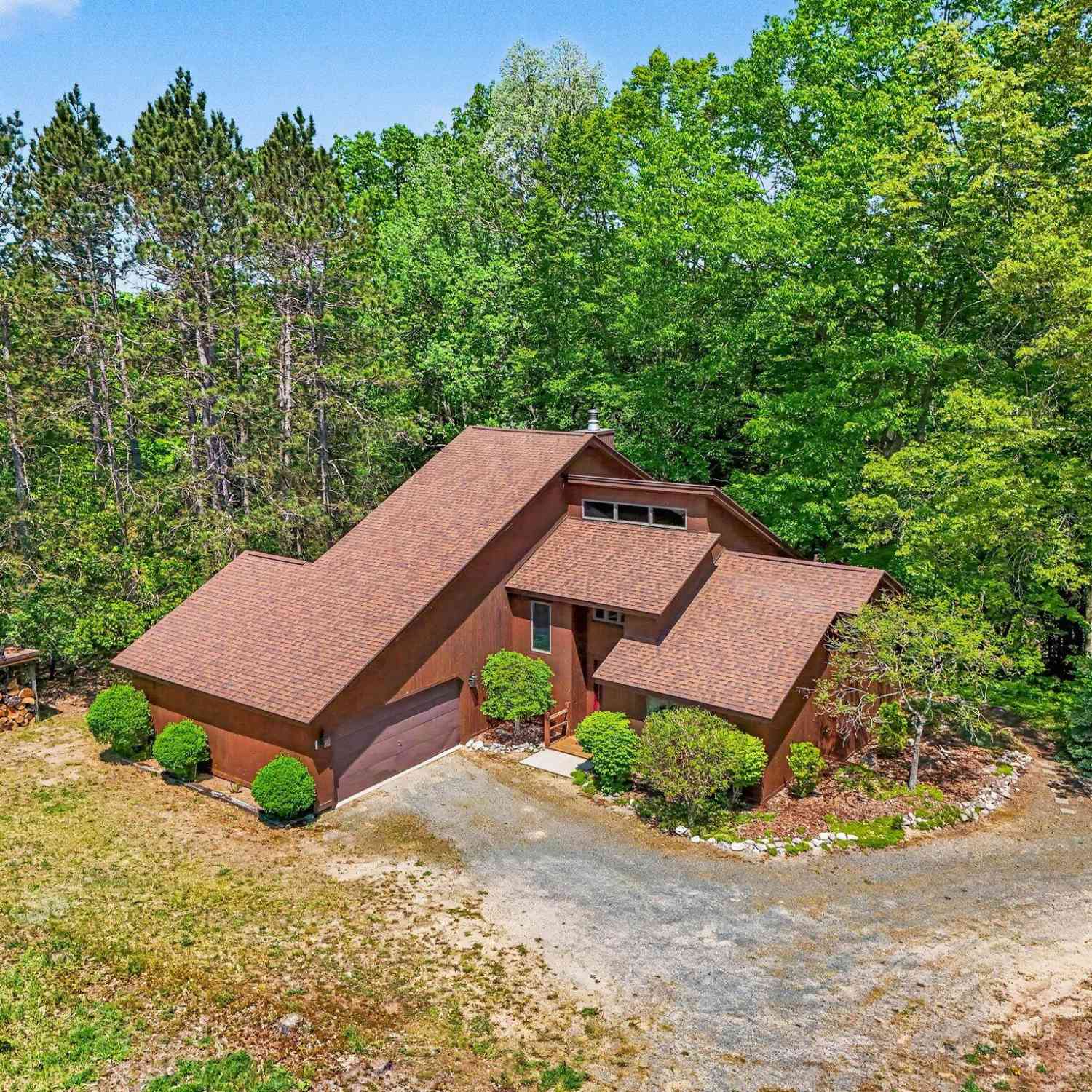Homes For Sale - 780 E Conrad Road<br/> Mason County, Scottville, MI 49454