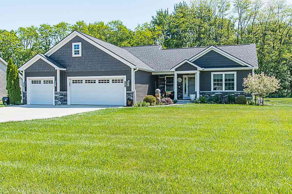 Homes For Sale - 11971 Heron Street<br/> Kalamazoo County, Schoolcraft, MI 49087