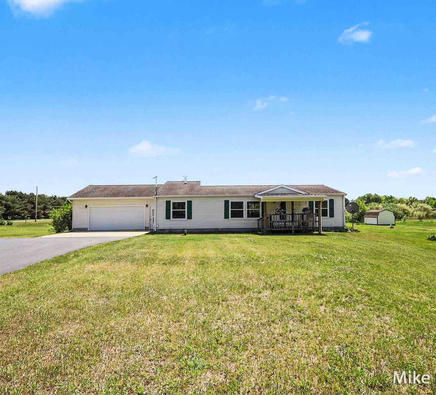 Mobile Home For Sale - 2079 W Mcmillan Road<br/> Muskegon, MI 49445